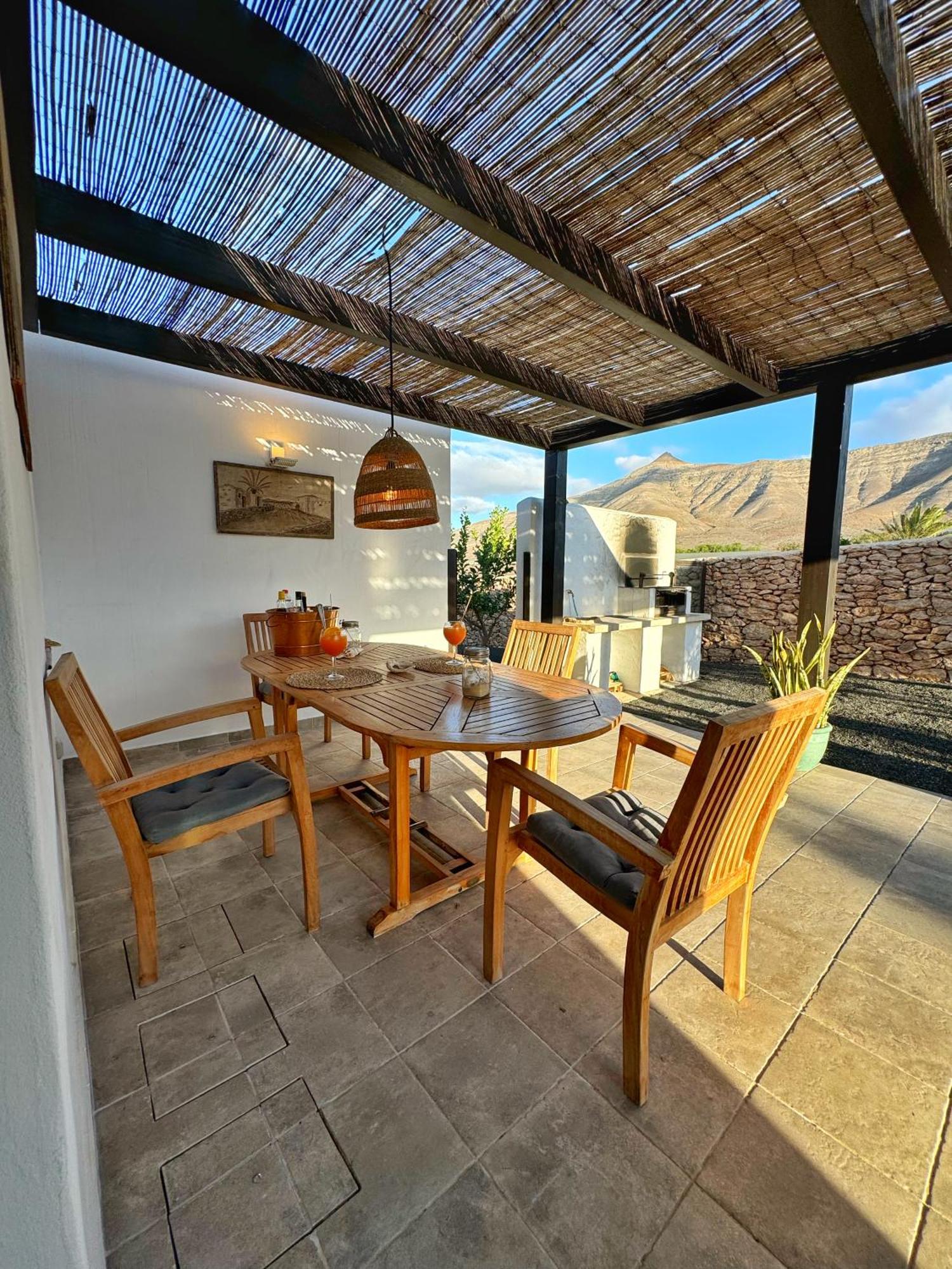 Casa Marisa With Heated Pool & Garden Villa Tindaya Bagian luar foto